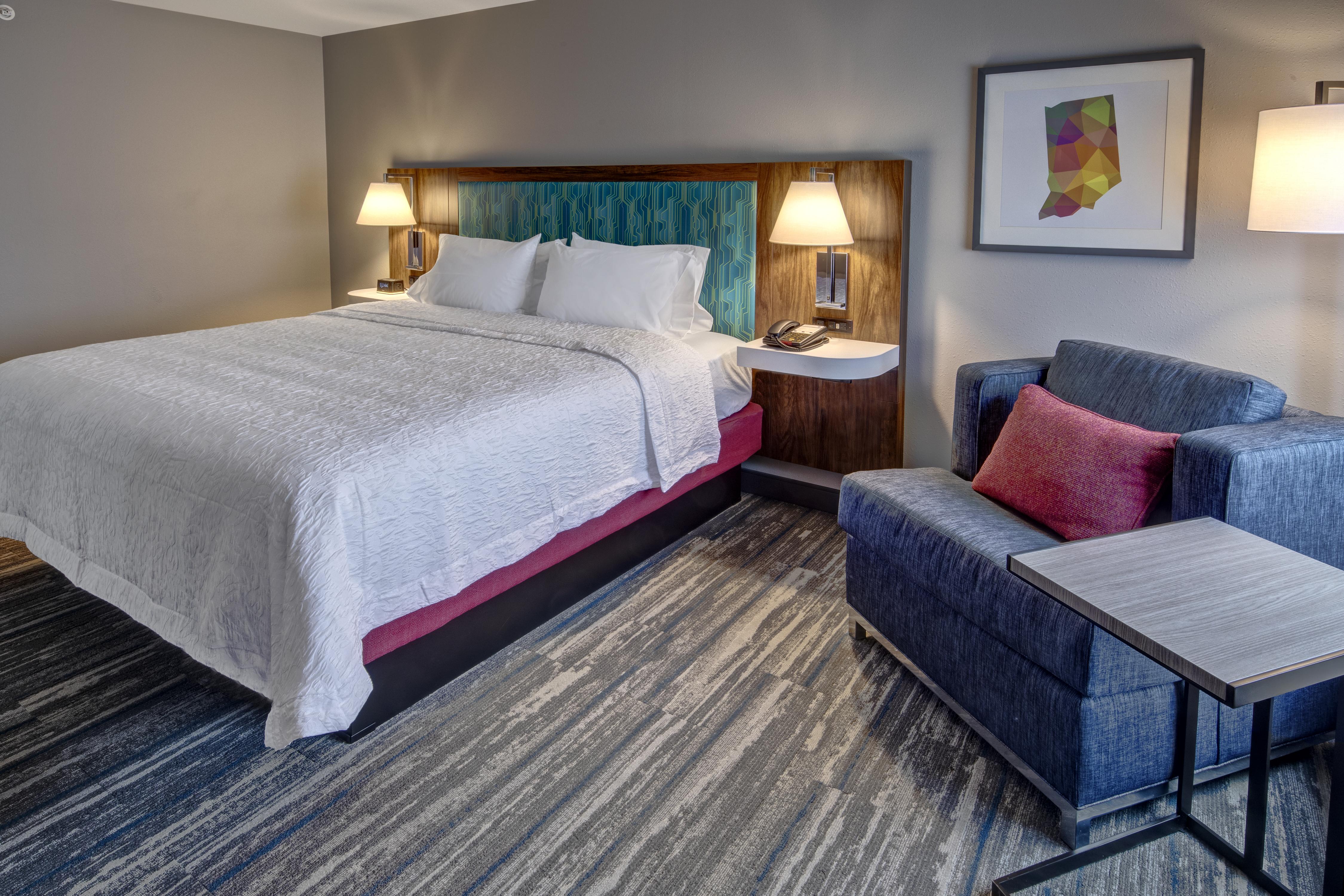 Hampton Inn New Albany Louisville West Room photo